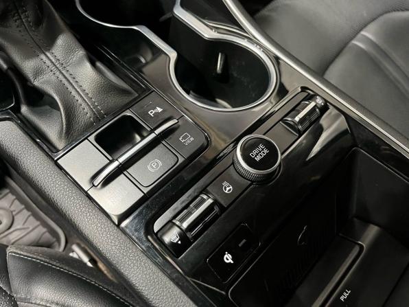 Kia K5 III с пробегом 2020 года, цена 2 630 000 рублей, 84542 км, седан, Автокод Объявления