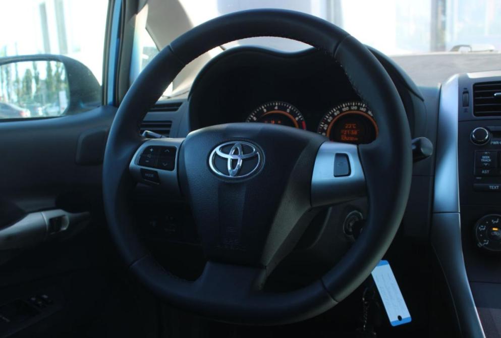 Toyota Auris I Рестайлинг Саратов  - изображение 17