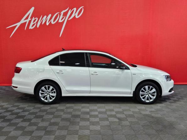 Volkswagen Jetta VI с пробегом 2013 года, цена 1 199 000 рублей, 88663 км, седан, Автокод Объявления