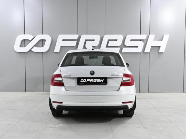Skoda Octavia III (A7) Рестайлинг с пробегом 2019 года, цена 1 199 000 рублей, 135342 км, лифтбек, Автокод Объявления