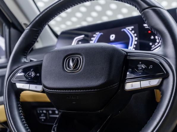 Changan Hunter Plus с пробегом 2023 года, цена 2 033 000 рублей, 162111 км, offers.body_type.unknown, Автокод Объявления
