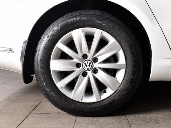 Volkswagen Passat B7 с пробегом 2011 года, цена 1 199 995 рублей, 136980 км, универсал, Автокод Объявления