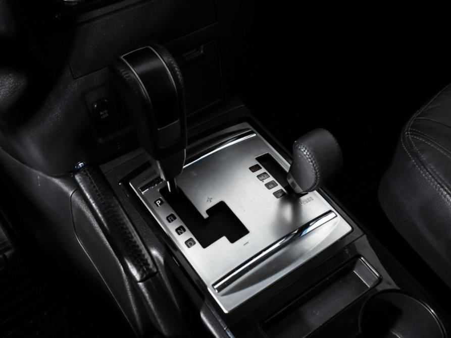 Mitsubishi Pajero IV Рестайлинг 2 Санкт-Петербург  - изображение 11