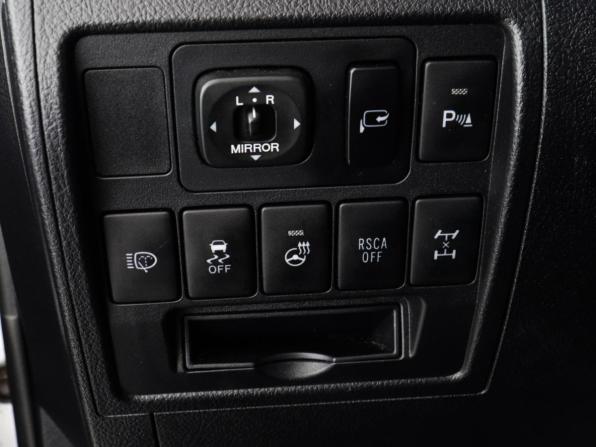 Toyota Land Cruiser 200 Series Рестайлинг 1 с пробегом 2014 года, цена 2 740 000 рублей, 282872 км, внедорожник, Автокод Объявления