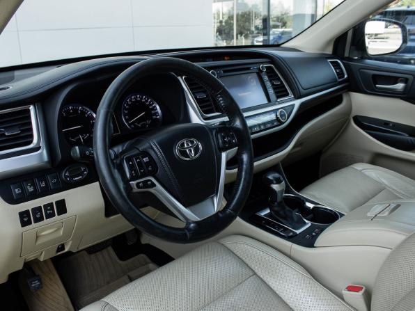 Toyota Highlander III (XU50) с пробегом 2014 года, цена 2 900 000 рублей, 228992 км, внедорожник, Автокод Объявления