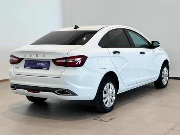 Lada (ВАЗ) Vesta I Рестайлинг (NG) с пробегом 2024 года, цена 1 080 000 рублей, 48932 км, седан, Автокод Объявления