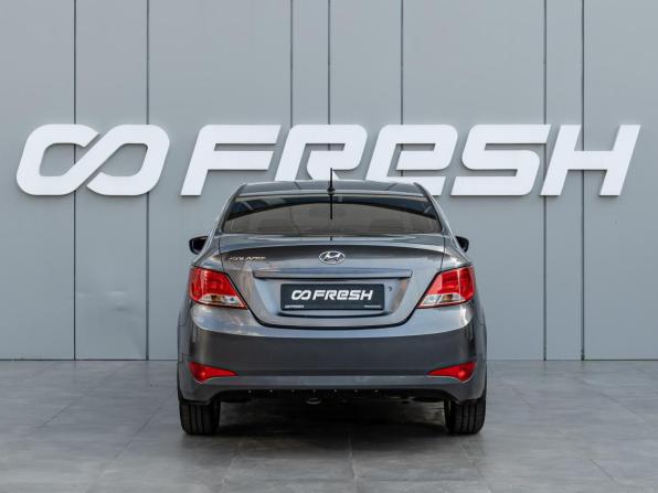 Hyundai Solaris I Рестайлинг с пробегом 2016 года, цена 1 110 000 рублей, 123199 км, седан, Автокод Объявления