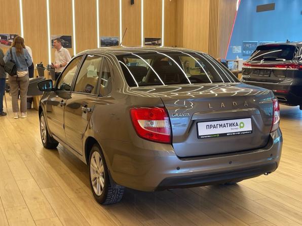 Lada (ВАЗ) Granta I Рестайлинг с пробегом 2018 года, цена 700 000 рублей, 68000 км, седан, Автокод Объявления