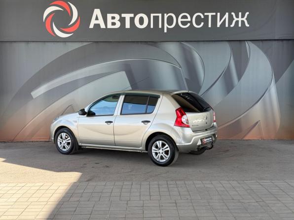 Renault Sandero I с пробегом 2014 года, цена 645 000 рублей, 176230 км, хэтчбек, Автокод Объявления