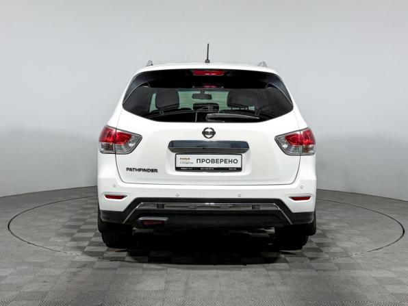 Nissan Pathfinder IV с пробегом 2015 года, цена 1 450 000 рублей, 197069 км, внедорожник, Автокод Объявления