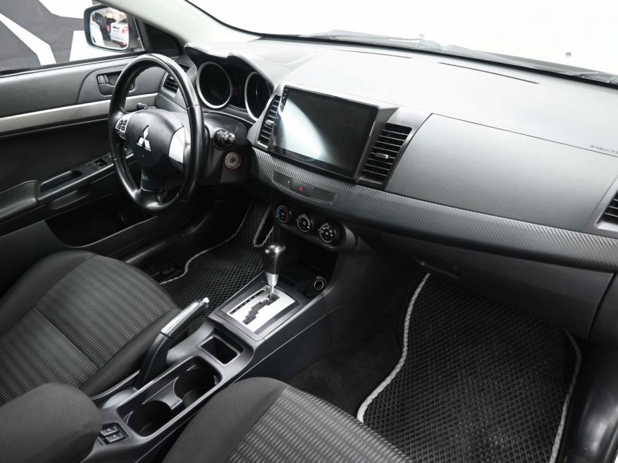Mitsubishi Lancer X Рестайлинг Ростов-на-Дону  - изображение 7