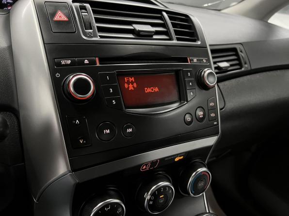 Toyota Verso I Рестайлинг с пробегом 2014 года, цена 1 355 000 рублей, 134000 км, компактвэн, Автокод Объявления