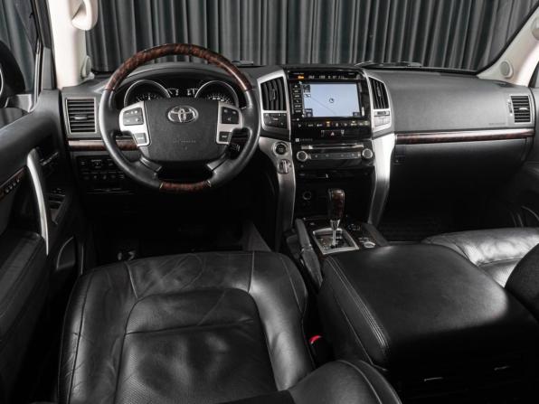 Toyota Land Cruiser 200 Series Рестайлинг 1 с пробегом 2013 года, цена 3 949 000 рублей, 193941 км, внедорожник, Автокод Объявления