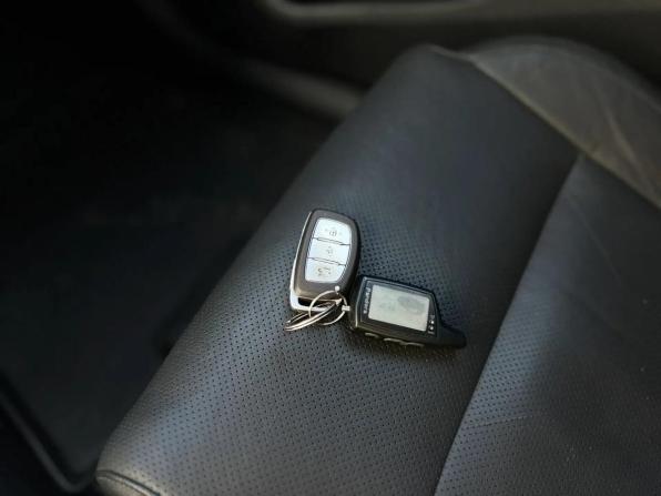 Hyundai Tucson III с пробегом 2015 года, цена 1 699 000 рублей, 243264 км, внедорожник, Автокод Объявления
