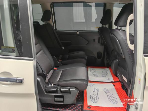 Nissan Serena V (C27) с пробегом 2018 года, цена 2 450 000 рублей, 198457 км, минивэн, Автокод Объявления