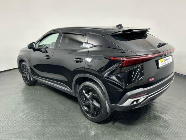Omoda C5 I с пробегом 2023 года, цена 1 800 000 рублей, 38855 км, внедорожник, Автокод Объявления