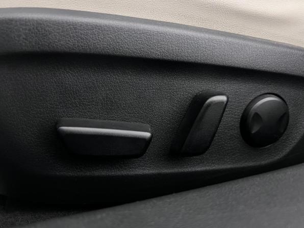 Mazda 3 IV (BP) с пробегом 2020 года, цена 2 050 000 рублей, 71200 км, хэтчбек, Автокод Объявления