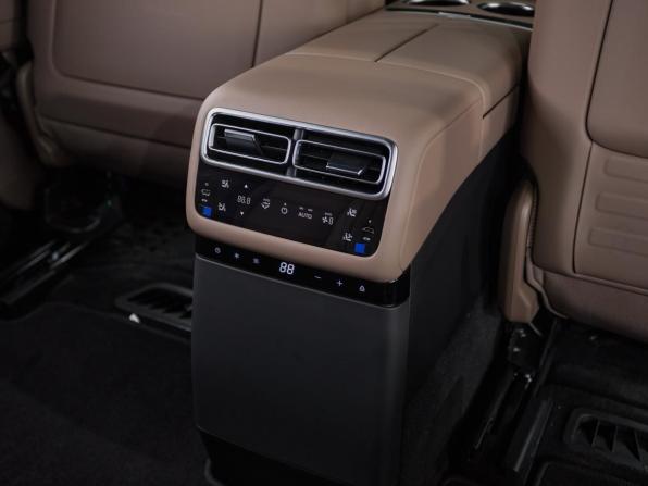 Новый Li Auto (Lixiang) L7 I Рестайлинг 2025 года, цена 10 490 000 рублей, внедорожник, Автокод Объявления