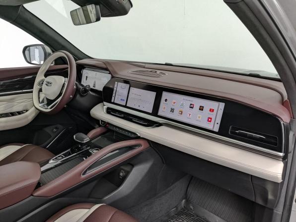 Geely Xingyue L I Рестайлинг с пробегом 2024 года, цена 3 495 000 рублей, 18900 км, внедорожник, Автокод Объявления