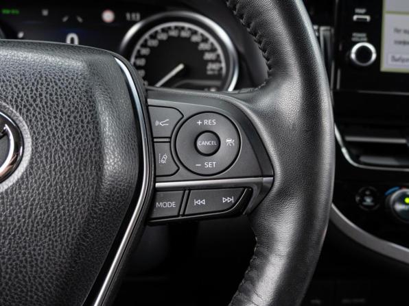 Toyota Camry VIII (XV70) Рестайлинг с пробегом 2021 года, цена 4 200 000 рублей, 50302 км, седан, Автокод Объявления