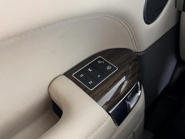 Land Rover Range Rover Sport II с пробегом 2016 года, цена 3 727 900 рублей, 157469 км, внедорожник, Автокод Объявления