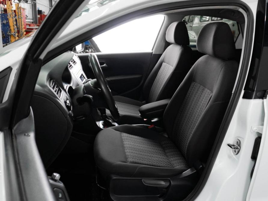 Volkswagen Polo V Рестайлинг Тюмень  - изображение 10
