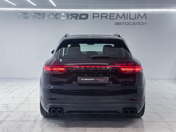 Porsche Cayenne III с пробегом 2018 года, цена 4 950 000 рублей, 144000 км, внедорожник, Автокод Объявления