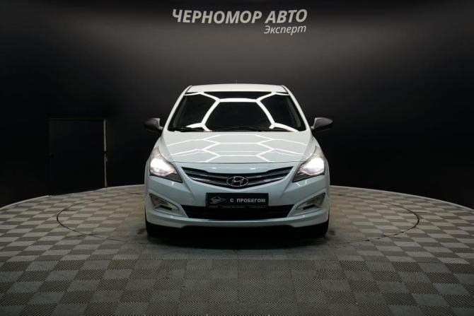 Hyundai Solaris I Рестайлинг с пробегом 2015 года, цена 920 000 рублей, 250000 км, седан, Автокод Объявления
