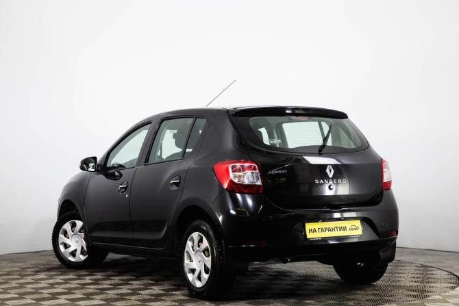 Renault Sandero II с пробегом 2016 года, цена 899 000 рублей, 133000 км, хэтчбек, Автокод Объявления