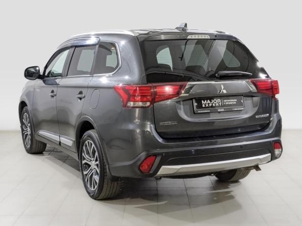 Mitsubishi Outlander III Рестайлинг 2 с пробегом 2018 года, цена 1 965 000 рублей, 136433 км, внедорожник, Автокод Объявления