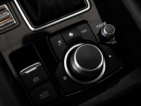 Mazda 6 III (GJ) Рестайлинг 2 с пробегом 2019 года, цена 1 898 000 рублей, 186000 км, седан, Автокод Объявления