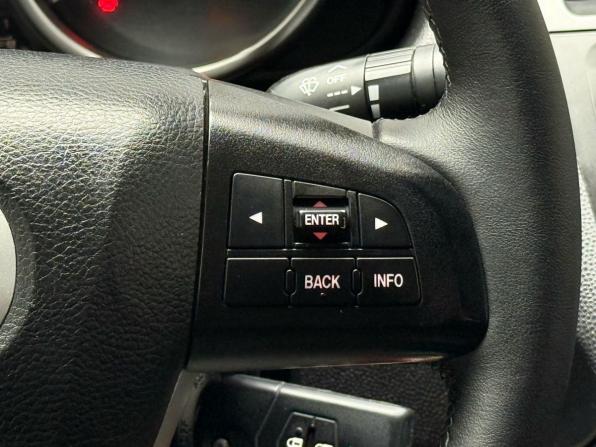 Mazda 3 II (BL) Рестайлинг с пробегом 2012 года, цена 899 000 рублей, 215000 км, седан, Автокод Объявления