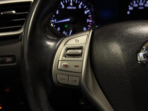 Nissan Qashqai II с пробегом 2017 года, цена 1 799 000 рублей, 99247 км, внедорожник, Автокод Объявления