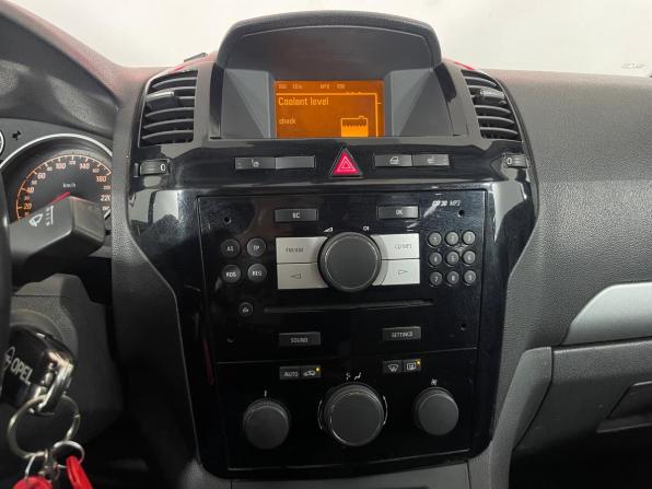 Opel Zafira B Рестайлинг с пробегом 2010 года, цена 669 000 рублей, 241426 км, минивэн, Автокод Объявления