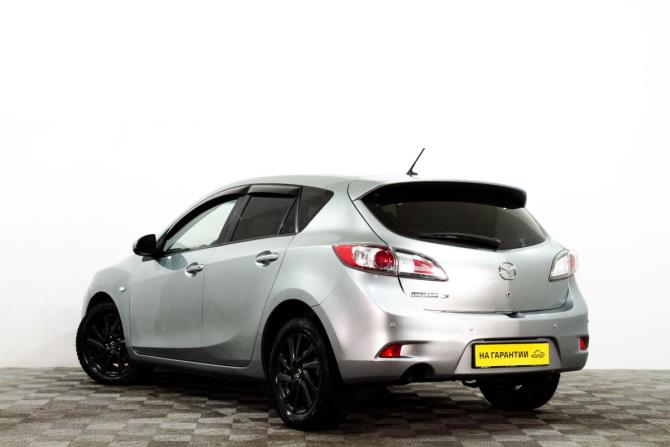 Mazda 3 II (BL) Рестайлинг с пробегом 2013 года, цена 1 149 000 рублей, 93000 км, хэтчбек, Автокод Объявления