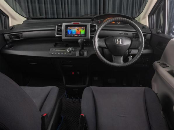 Honda Freed I с пробегом 2008 года, цена 899 000 рублей, 212411 км, компактвэн, Автокод Объявления