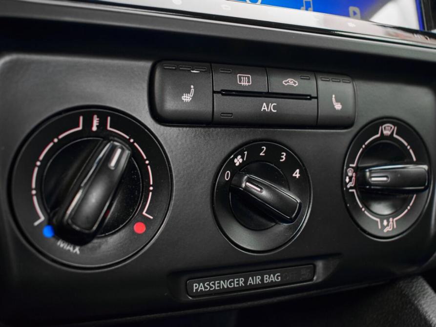 Volkswagen Jetta VI Рестайлинг Екатеринбург  - изображение 18