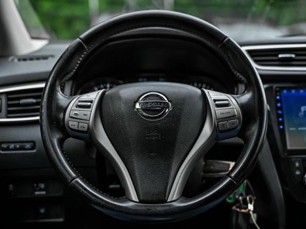 Nissan Qashqai II с пробегом 2017 года, цена 1 350 000 рублей, 137974 км, внедорожник, Автокод Объявления