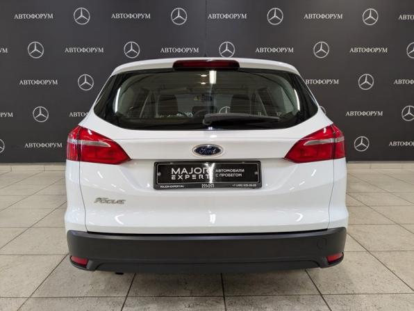 Ford Focus III Рестайлинг с пробегом 2015 года, цена 1 050 000 рублей, 132700 км, универсал, Автокод Объявления