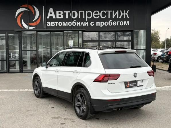 Volkswagen Tiguan II с пробегом 2020 года, цена 2 290 000 рублей, 166375 км, внедорожник, Автокод Объявления