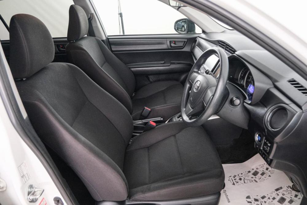 Toyota Corolla XI (E160 E170) Рестайлинг 2 Красноярск  - изображение 8