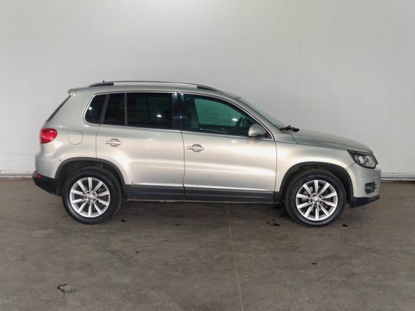 Volkswagen Tiguan I Рестайлинг с пробегом 2011 года, цена 1 070 000 рублей, 228210 км, внедорожник, Автокод Объявления