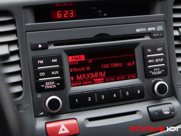 Kia Rio II Рестайлинг с пробегом 2010 года, цена 558 000 рублей, 177571 км, хэтчбек, Автокод Объявления