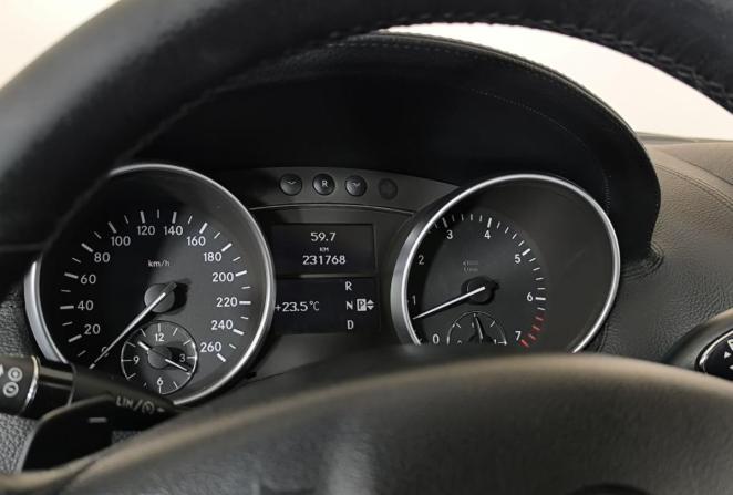 Mercedes-Benz M-Класс II (W164) с пробегом 2008 года, цена 1 400 000 рублей, 231768 км, внедорожник, Автокод Объявления
