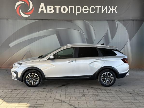 Lada (ВАЗ) Vesta I Рестайлинг (NG) с пробегом 2024 года, цена 1 490 000 рублей, 20000 км, универсал, Автокод Объявления
