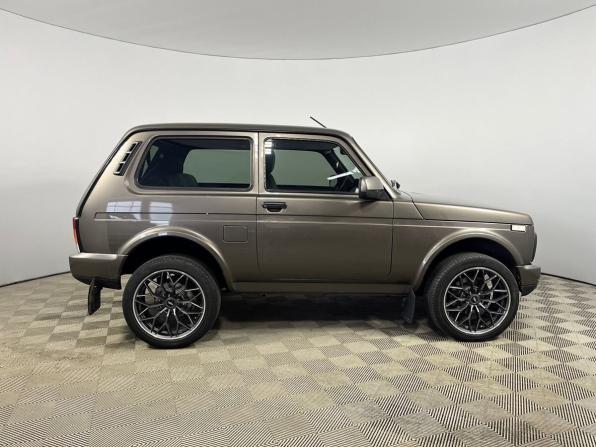 Lada (ВАЗ) Niva Legend с пробегом 2024 года, цена 965 000 рублей, 12417 км, внедорожник, Автокод Объявления