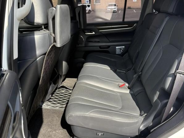 Lexus LX III Рестайлинг 2 с пробегом 2019 года, цена 10 500 000 рублей, 73202 км, внедорожник, Автокод Объявления