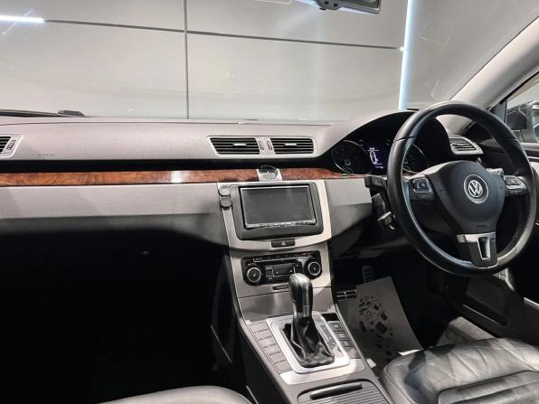 Volkswagen Passat B7 с пробегом 2011 года, цена 1 095 000 рублей, 123071 км, универсал, Автокод Объявления