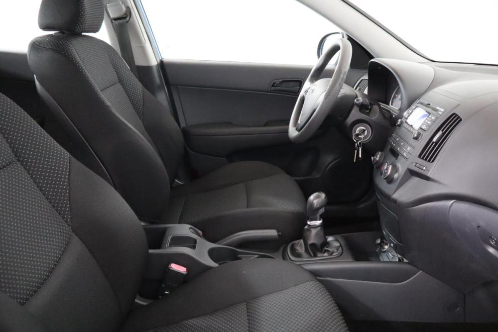 Hyundai i30 I Санкт-Петербург  - изображение 10