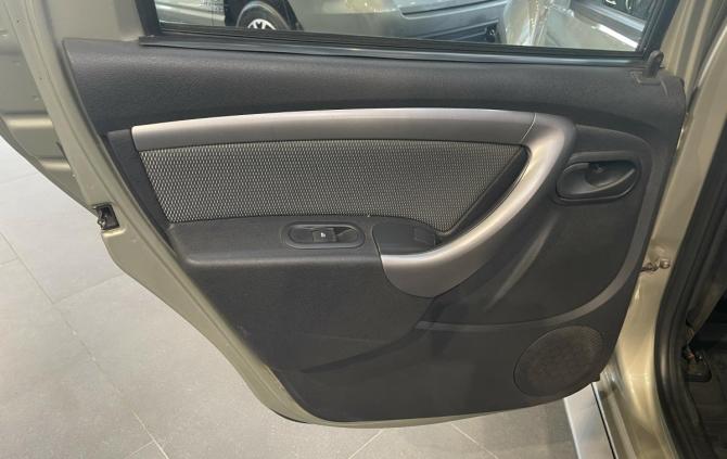 Renault Duster I с пробегом 2013 года, цена 1 008 500 рублей, 121073 км, внедорожник, Автокод Объявления